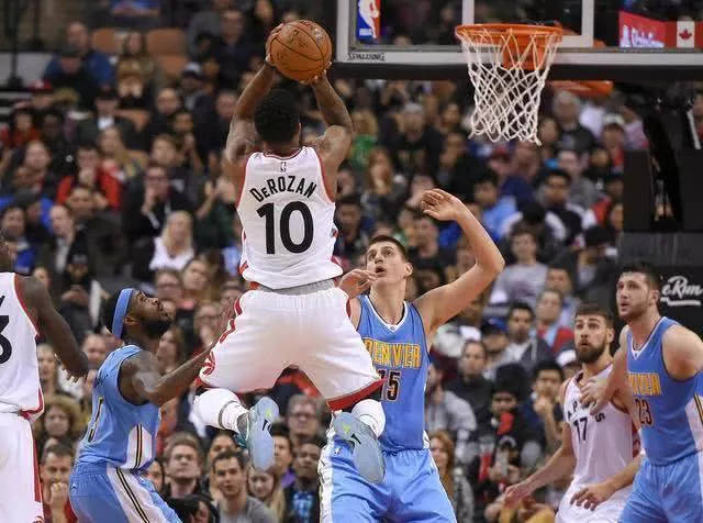 场上频频崭 场上频频崭