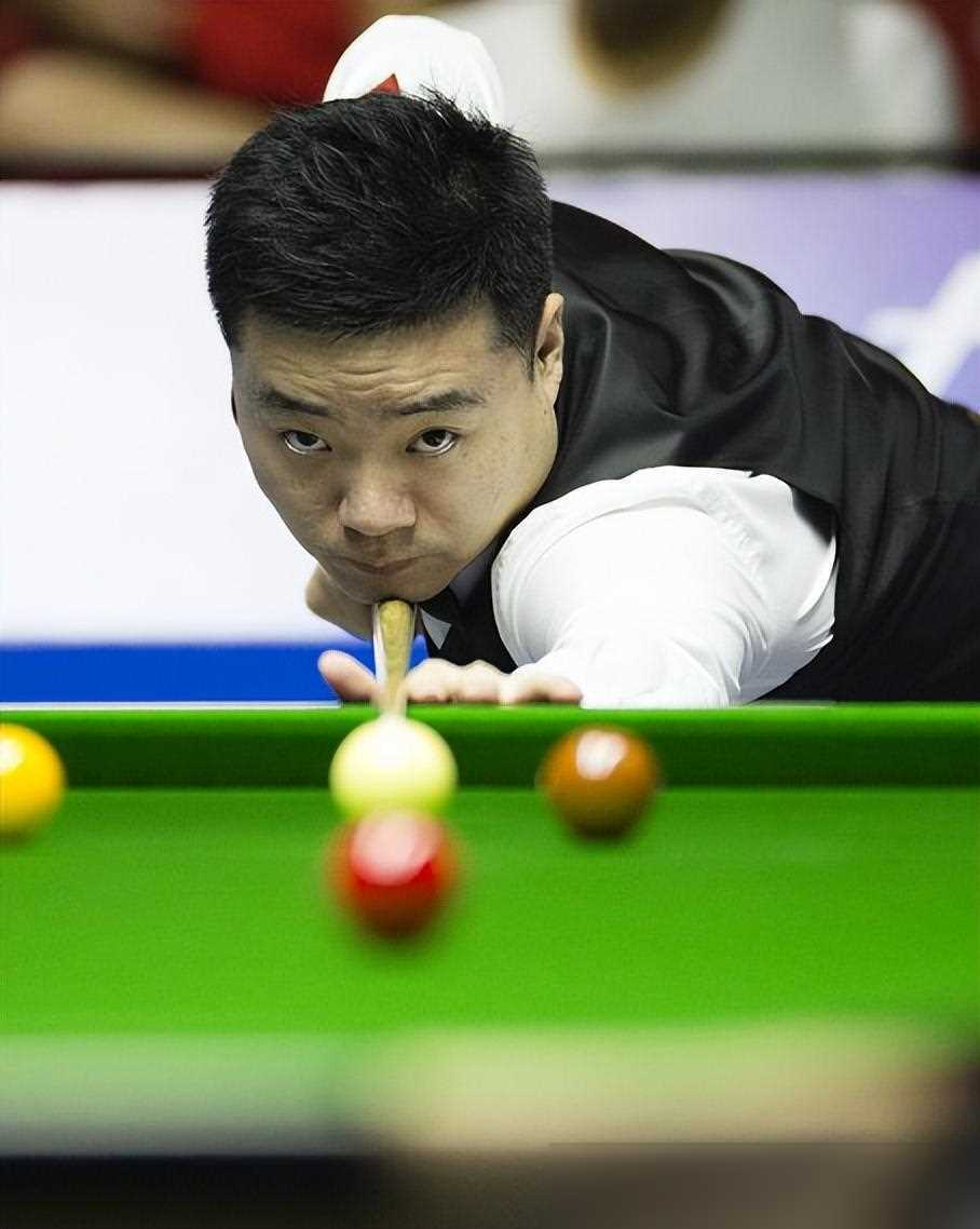 赖高龄中锋 赖高龄中锋