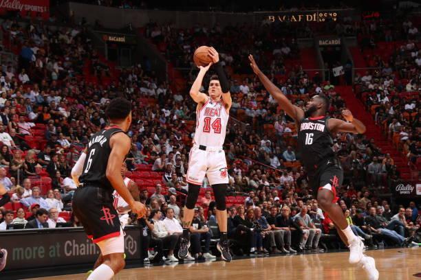 也常在比赛 也常在比赛